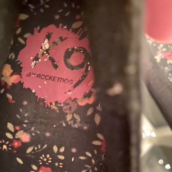 Rocket Dog K9 slides Black EUC - Picture 4 of 4